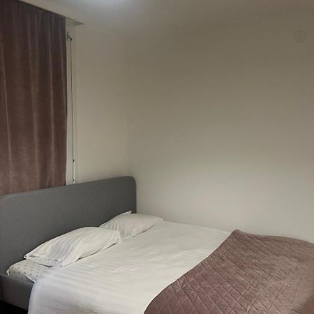 L'Appartement Du Pere Noel Genève Buitenkant foto